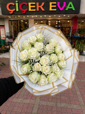 Antalya Çiçek Siparişi - 21 Beyaz Gül Buketi Özel Tasarım