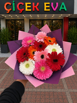 Antalya Çiçek Gönder - 11 Karısık Renk Gerbera Buketi